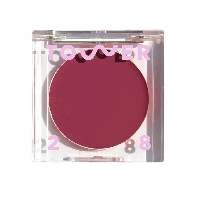 Strawberry Beauty Trend 2025: The Sweetest Trend 3 61XiEFuiS1L. SX679